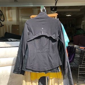 LULULEMON JACKET